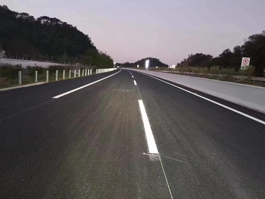 Parlak Sıcak Erimiş İşaret Boya Düşük VOC Termoplastik Trafik Boya Gücü